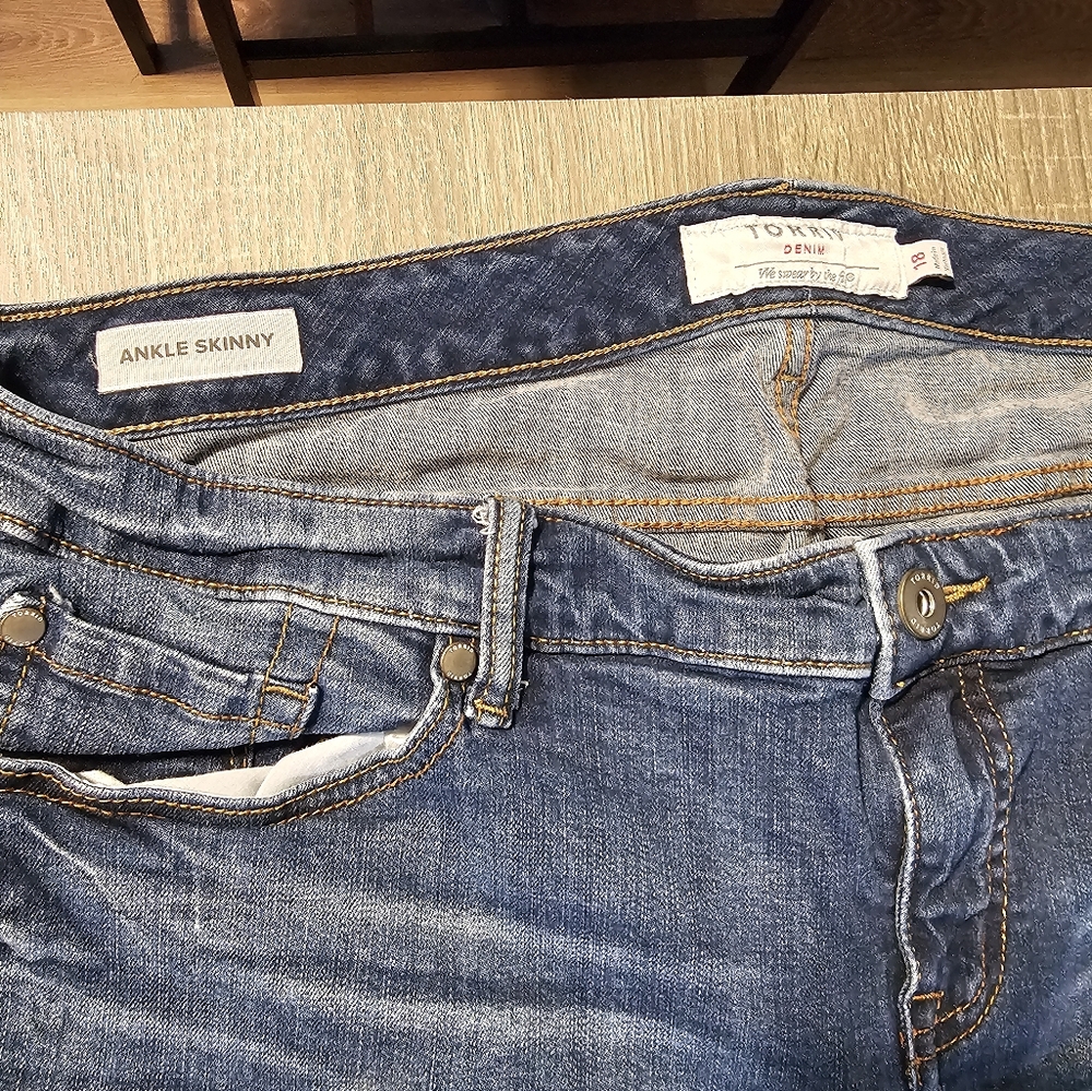 Blue Ankle Skinny Jeans